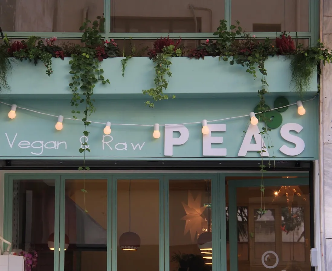 BookNoFees : Snack – Peas – Athens – Dans la tête, photo n° 1