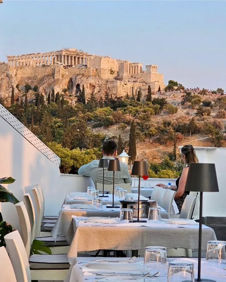BookNoFees : Restaurant – Sinathina – Athens – Nous aussi, photo n° 1
