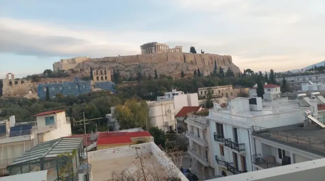 BookNoFees : Restaurant – Sinathina – Athens – Nous aussi, photo n° 3
