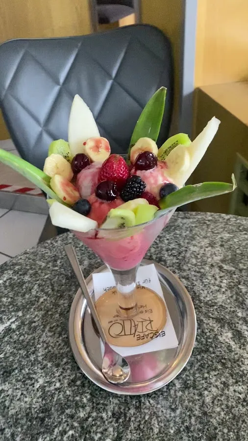 BookNoFees : Restaurant – Eiscafé Rialto – Fröndenberg – Glacier Rialto, photo n° 3