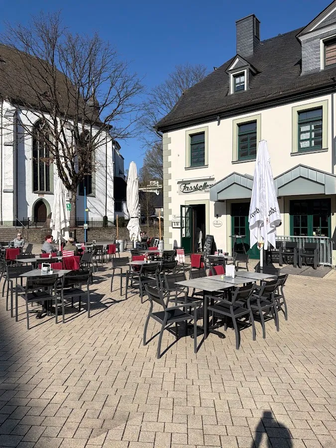 BookNoFees : Restaurant – Fasskeller unfassbar – Attendorn – Une cave à fûts incroyable, photo n° 1