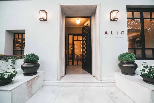 BookNoFees: Alio, Athens