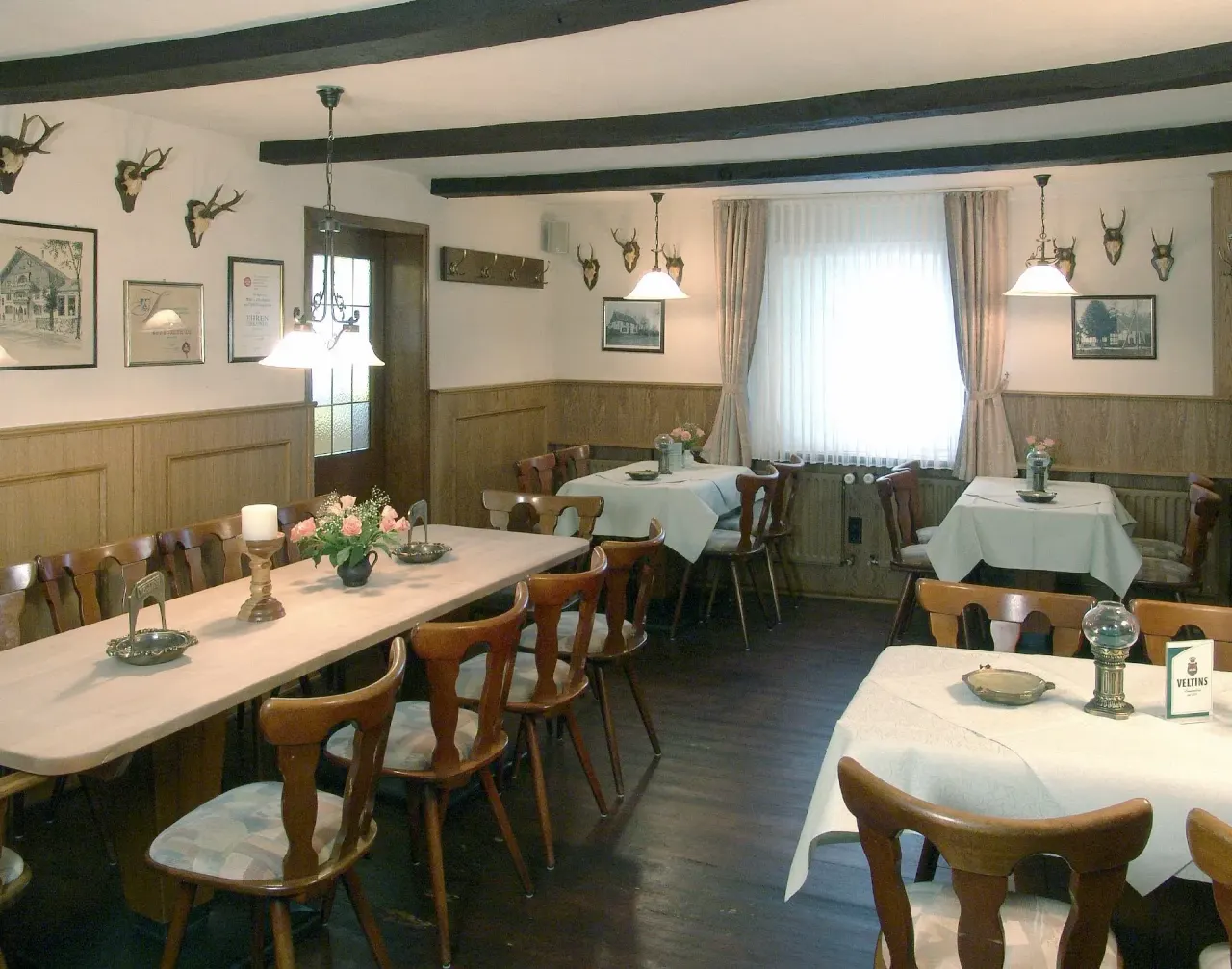BookNoFees : Restaurant – Zum Försterhaus – Iserlohn – Vers la maison du garde forestier, photo n° 1