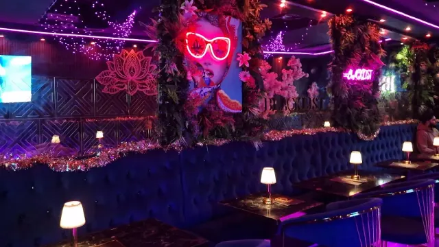 BookNoFees : Restaurant – Blacklist Lounge – London – Blacklist Lounge, photo n° 3