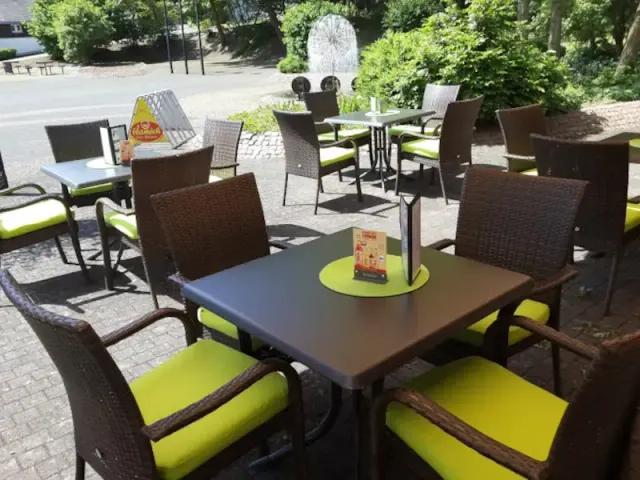BookNoFees: Bäckerei Café Hamich, Bestwig