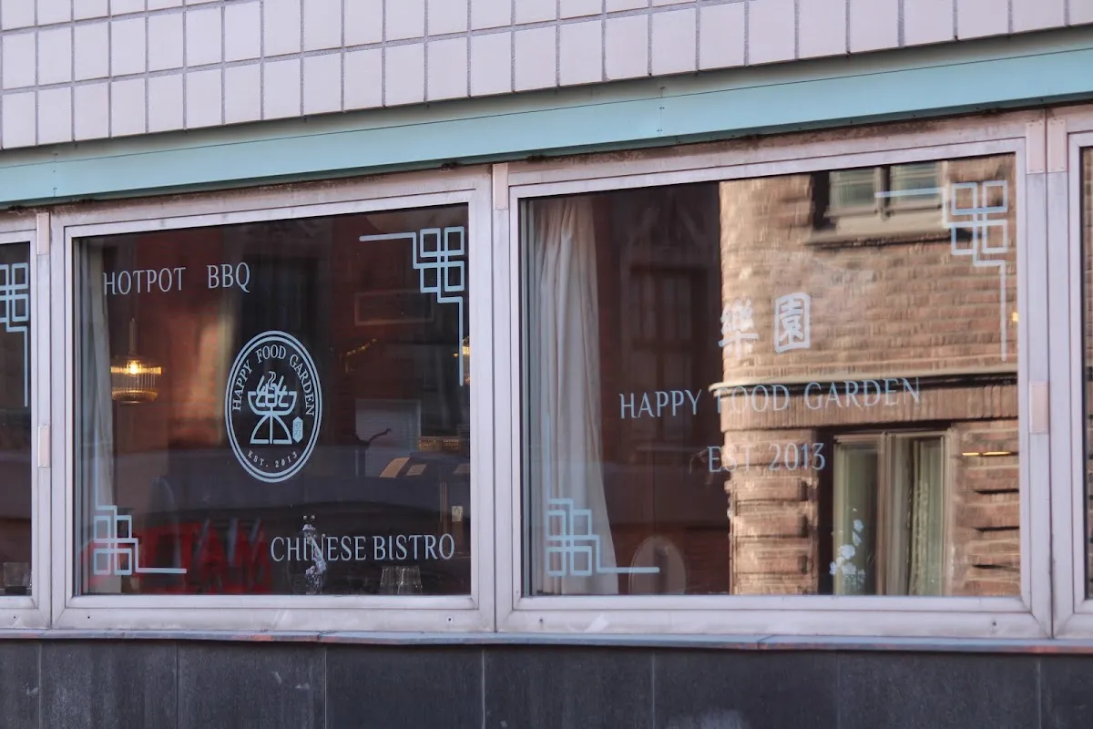 BookNoFees : Restaurant – Happy Food Garden – Helsinki – Le potager du bonheur, photo n° 1