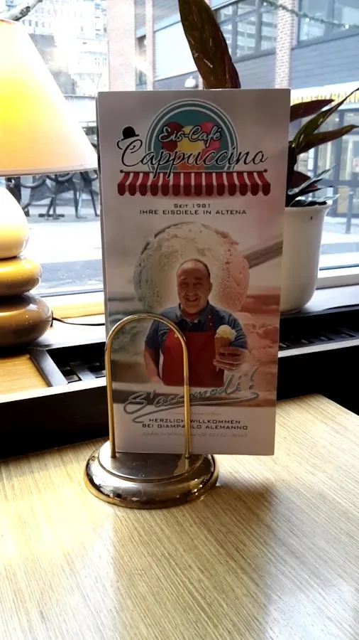 BookNoFees : Restaurant – Eiscafé Cappuccino – Altena – Eiscafé Cappuccino, photo n° 3