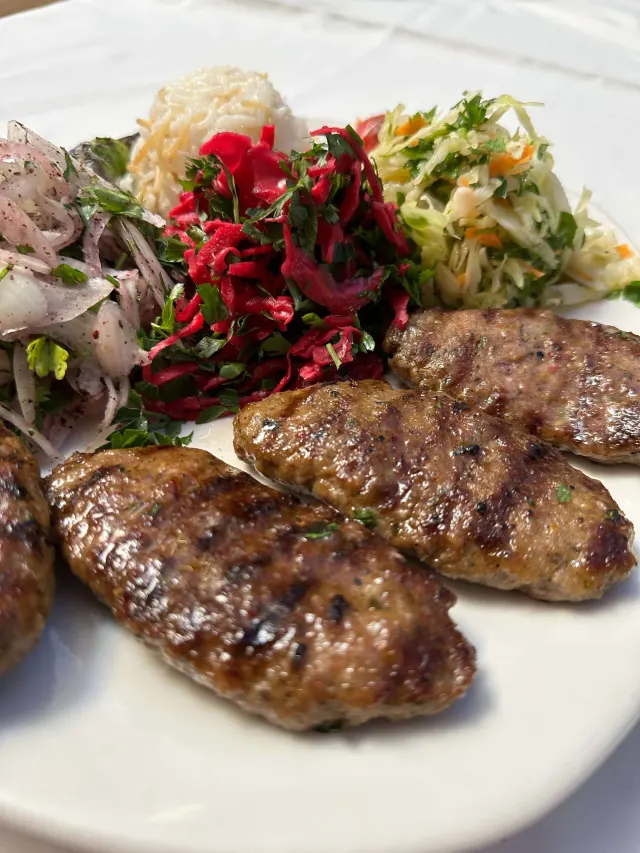 BookNoFees : Restaurant – При Майстор Ибо – Sofia – Chez Maître Ibo, photo n° 2