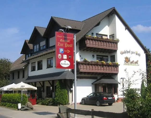 BookNoFees : Restaurant – Gasthof Zur Post – Breckerfeld – Auberge « Zur Post », photo n° 1