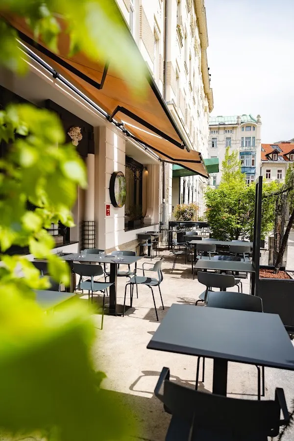 BookNoFees : Restaurant – Aftr – Ljubljana – Après, photo n° 1
