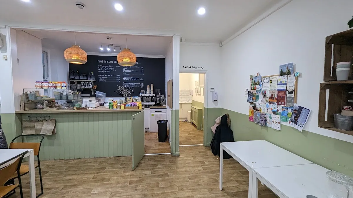BookNoFees : Café – Apple Tree Children’s Cafe – London – Café pour enfants « Apple Tree », photo n° 1